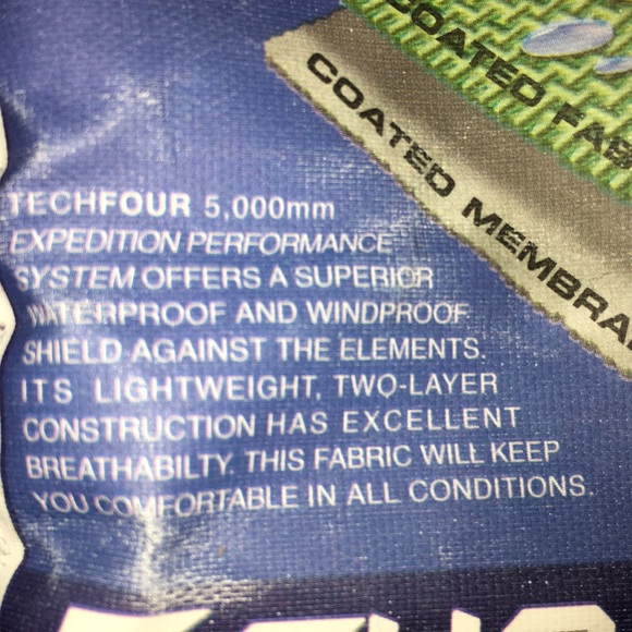 Four Square 04 jacket great for snow weather which now it’s perfect timing - Picture 10 of 12